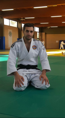 Մխիթար Խաչատրյան